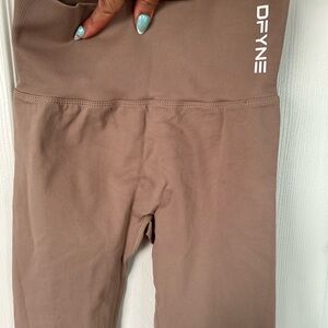 DFYNE Women's Brown Leggings